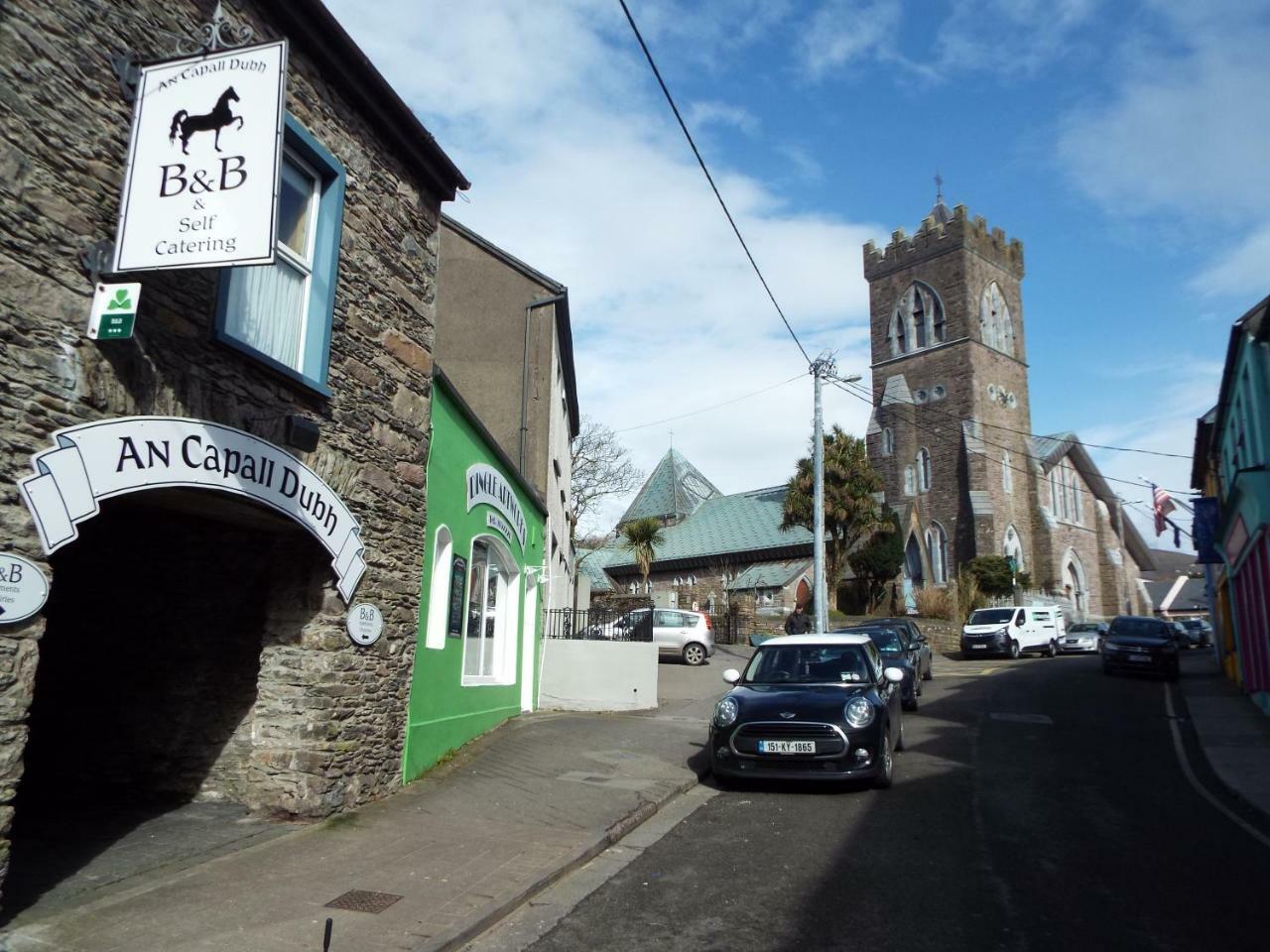 Dingle Centre Townhouse An Capall Dubh Dingle Esterno foto